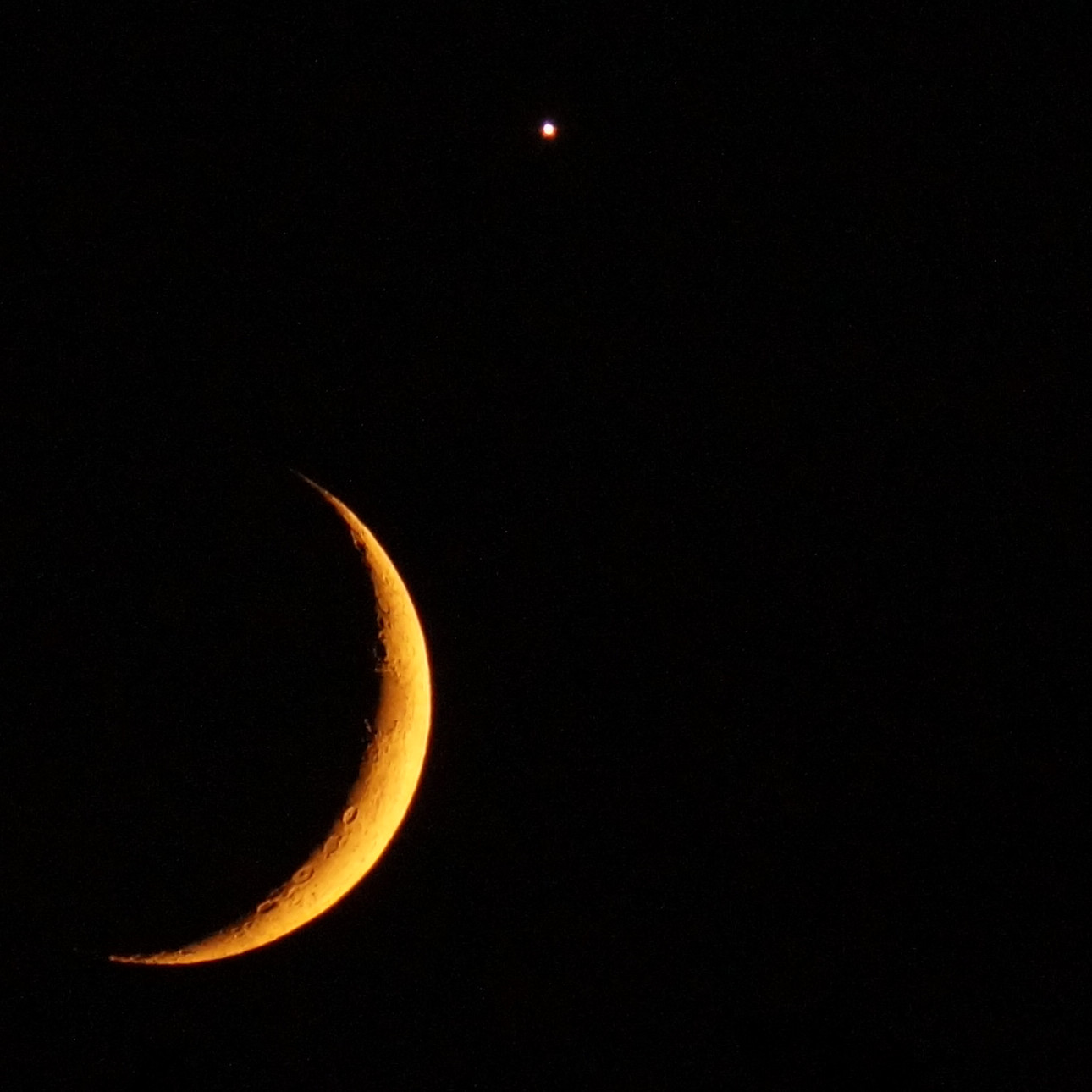 Venus und Mond am 17.06.2026, 23;23 MESZ